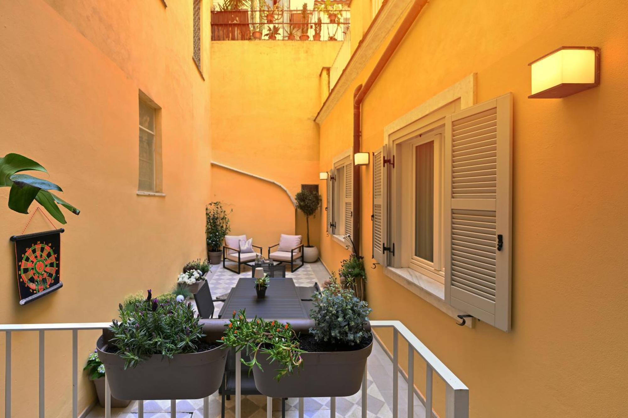 Apartamento Monti Luxury Patio